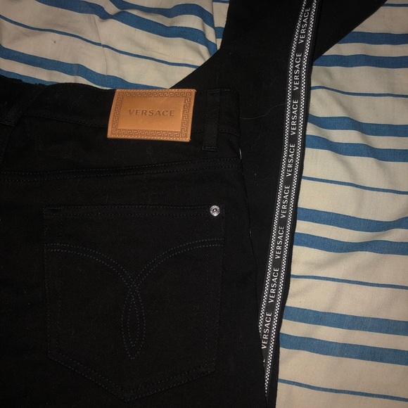 Brand new Versace pants // Size 34